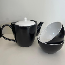 Set teiera + 2 cup nero/bianco